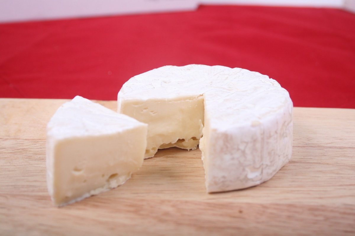 Suspenden ventas de marcas de queso y yogurt por incumplir normas - GR
